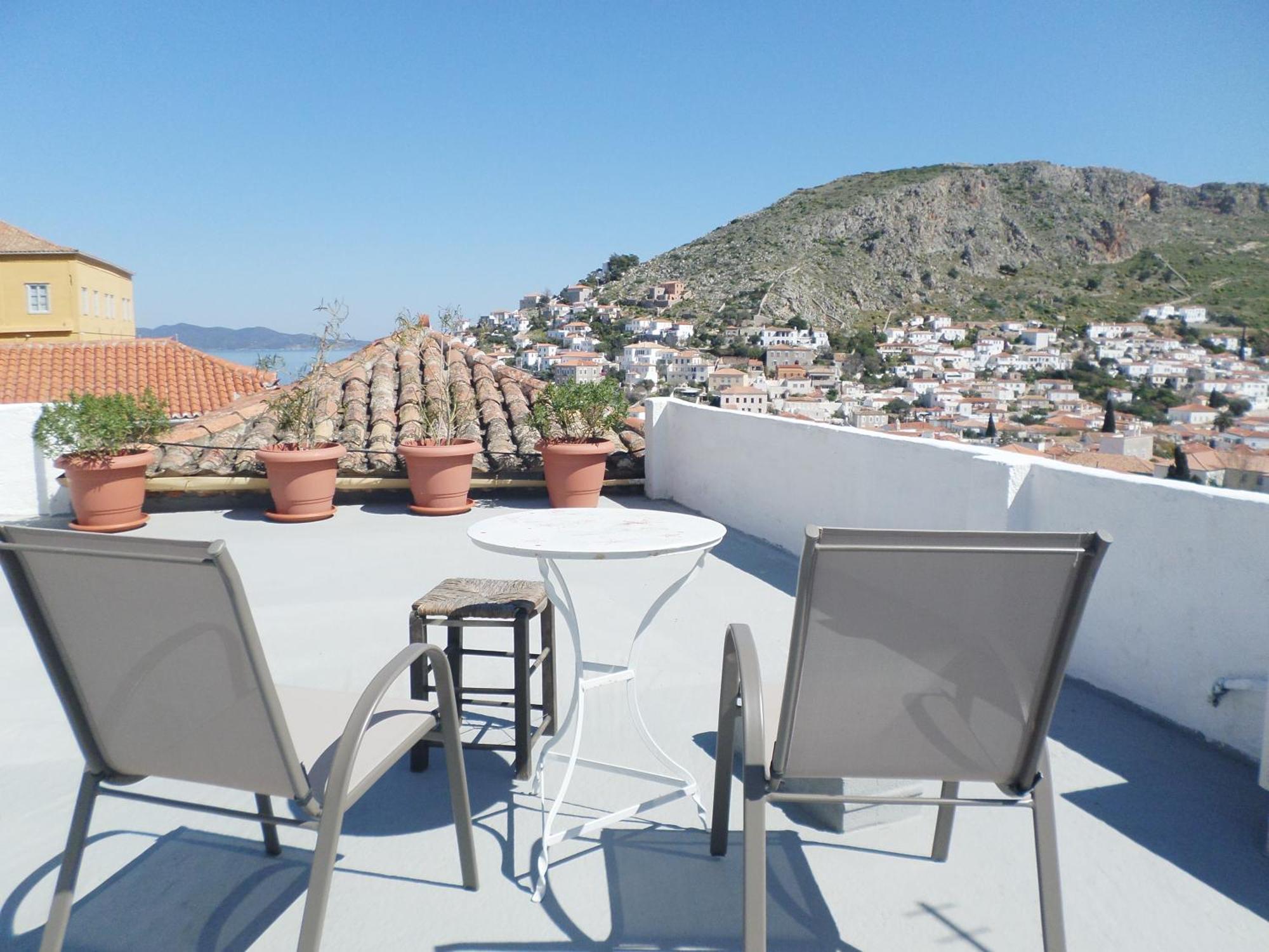 Villa In The Heart Of Hydra Exterior foto