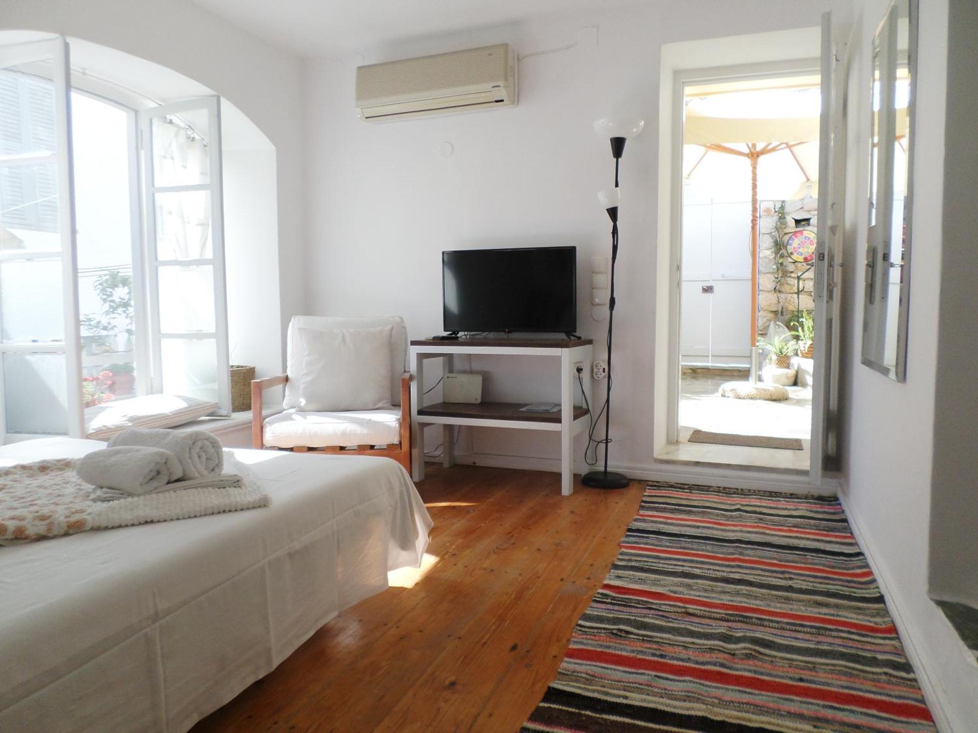 Villa In The Heart Of Hydra Exterior foto