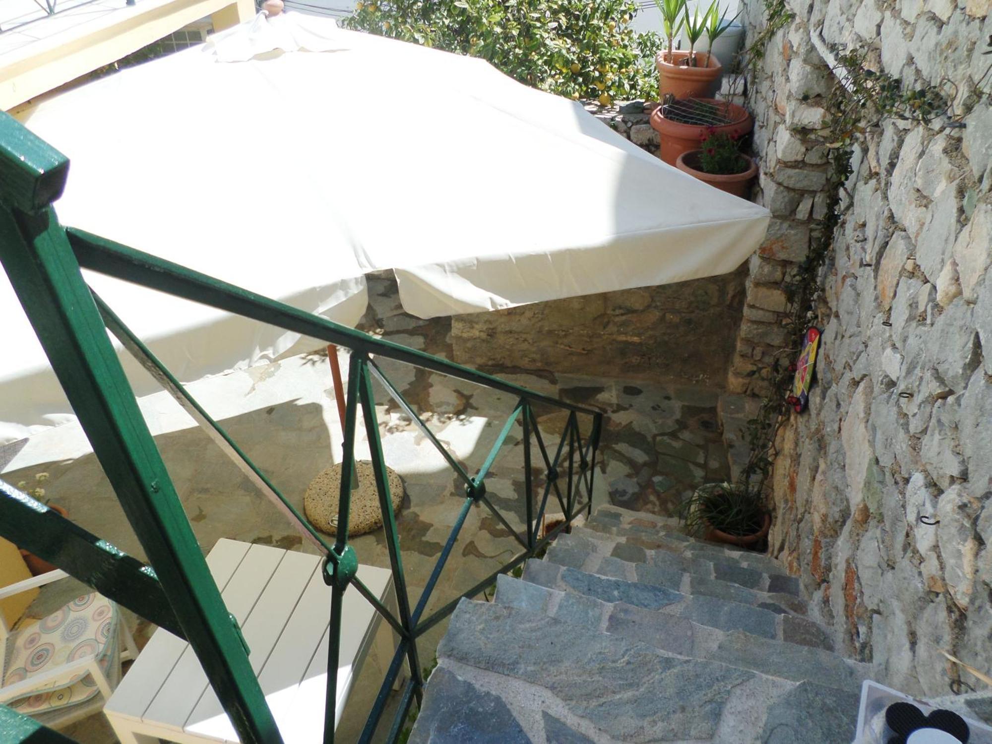 Villa In The Heart Of Hydra Exterior foto